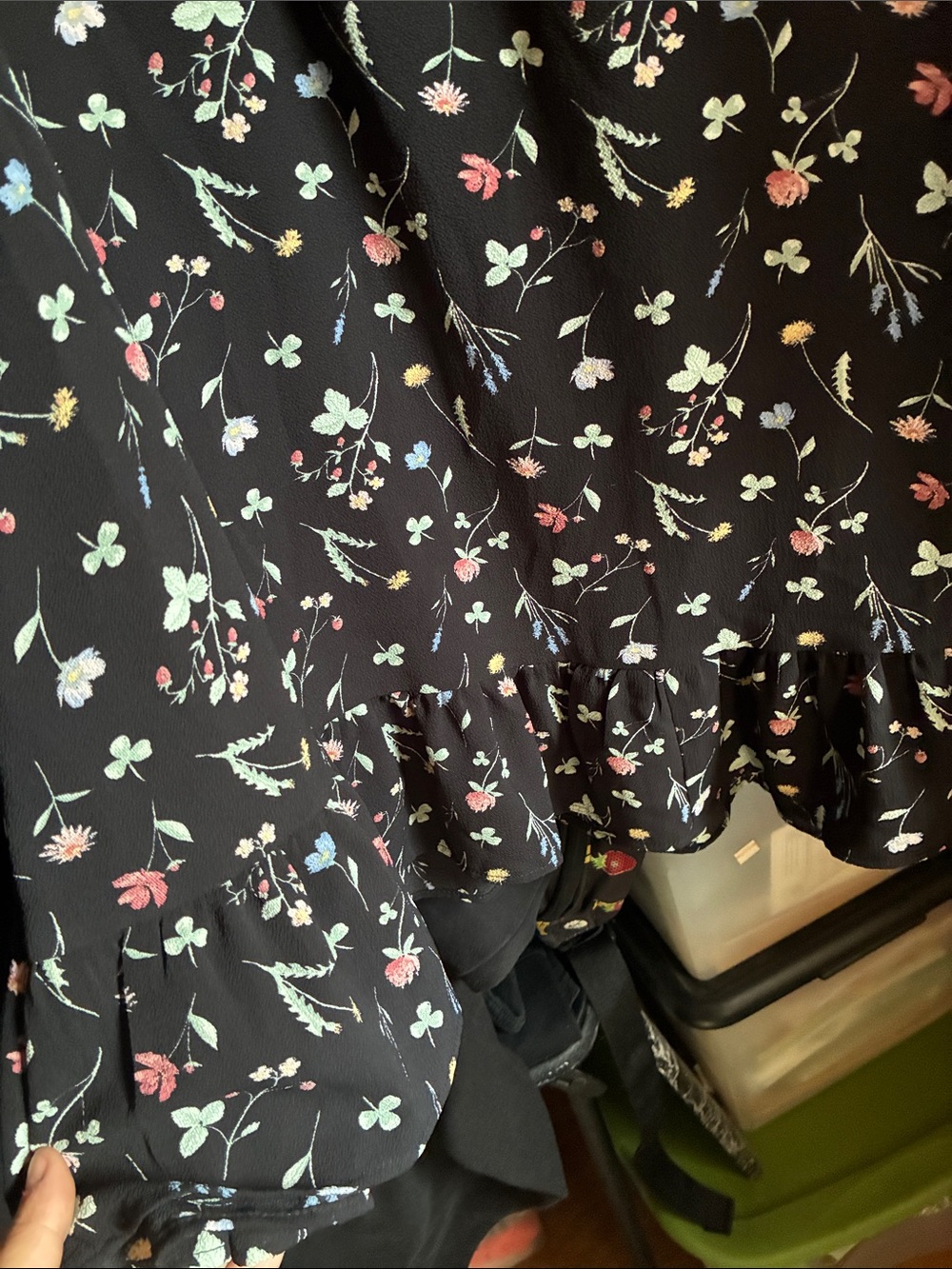 H&M Black Floral Puff-Sleeve Tunic - Picture 2 of 5
